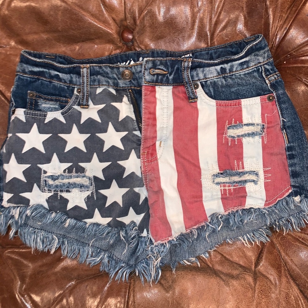 High rise , short shorts, denim red white and blue